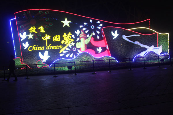 選擇金華發(fā)光字時(shí)，應(yīng)考慮哪些因素